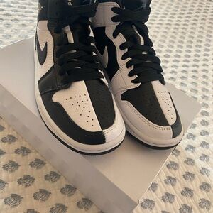 JORDAN 1 Mid Split White/Black Sneakers NEW!!!!